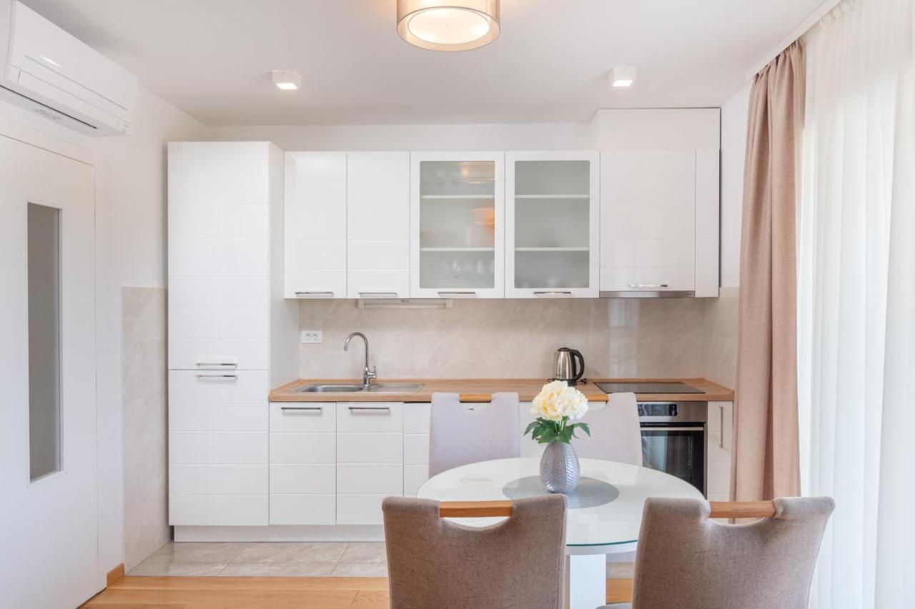 Solu Apartment Промайна Екстериор снимка